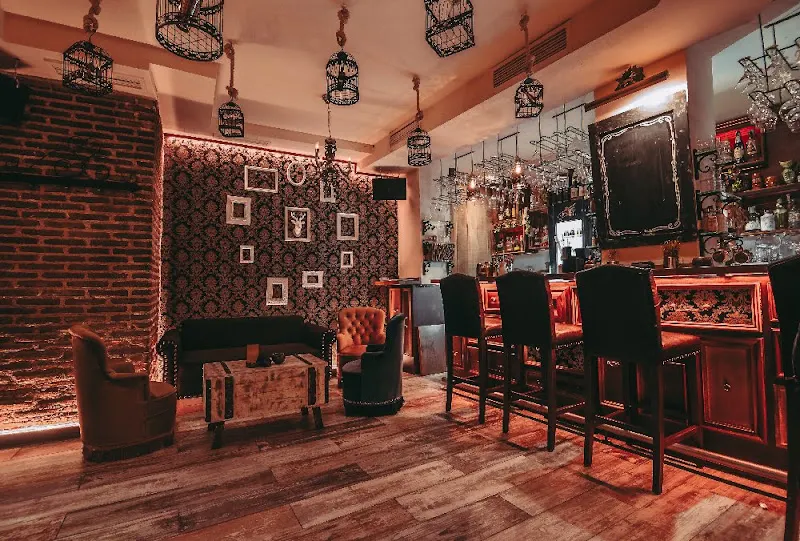 Vintage Cocktail Bar