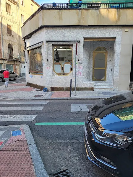 cachemir casa de costura. confección a medida y de hogar salamanca