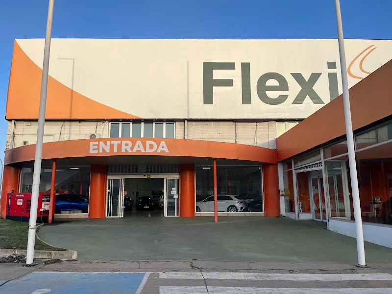 Flexicar Salamanca | Concesionario de coches de segunda mano - Tienda de vehículos de segunda mano y de ocasión en Villares de la Reina - foto 2