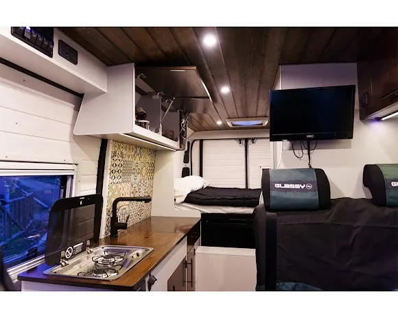 Creaciones Montero Camper Van sl - Villares de la Reina