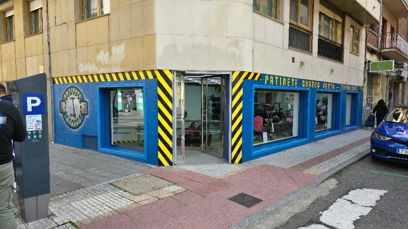 Patinete Charro - Tienda y taller para reparar patinete eléctrico Salamanca - Servicio Técnico Smartgyro - - Taller de reparación de escúteres en Salamanca - foto 2