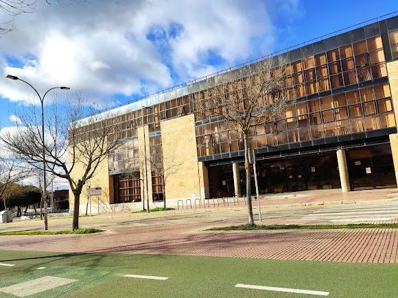 Universidad de Salamanca. Facultad de Economía y Empresa