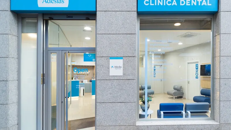 Clínica Dental Adeslas - Clínica dental en Salamanca - foto 2