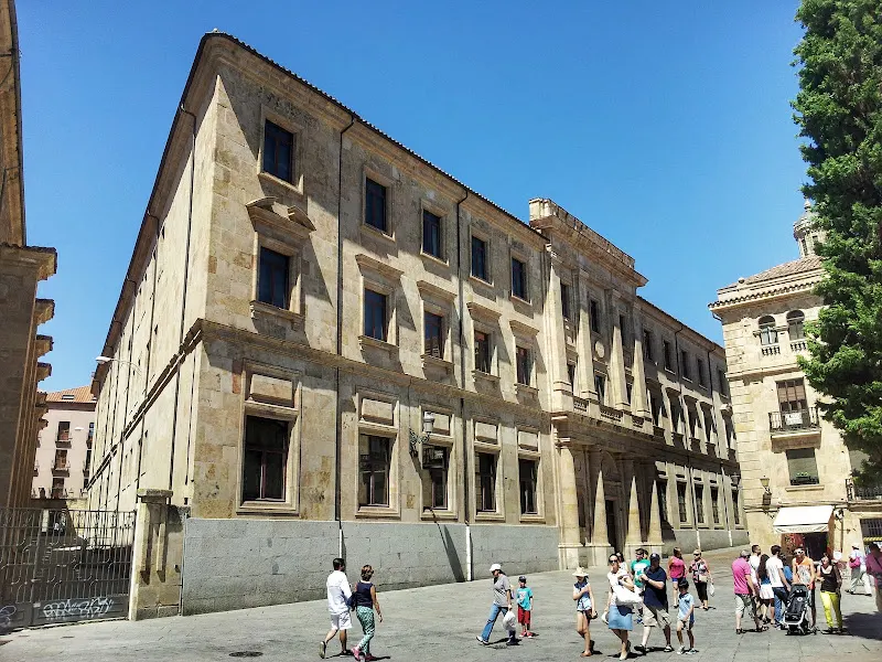 Facultad de Traducción y Documentación de la Universidad de Salamanca - Departamento universitario en Salamanca - foto 2