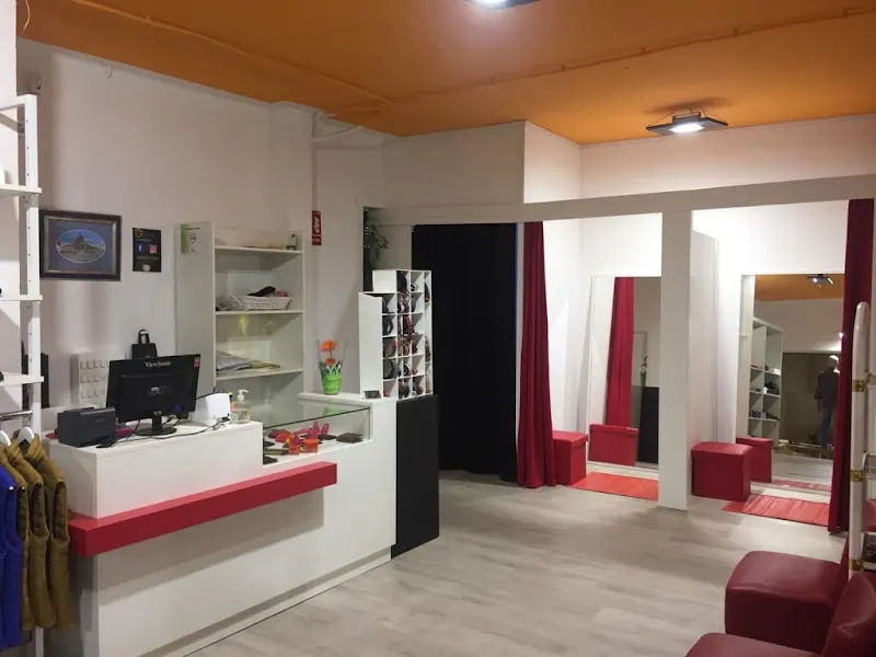 Hierro y Oro - Tienda de moda de alta costura en Ciudad Rodrigo - foto 2