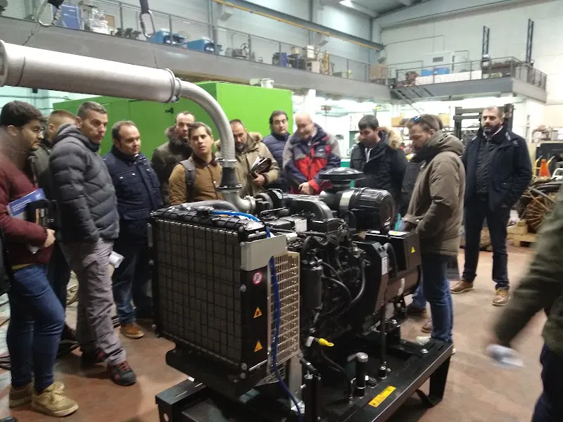 BOBINADOS CHUCHI S.L - Taller de reparación de motores eléctricos en Carbajosa de la Sagrada - foto 2