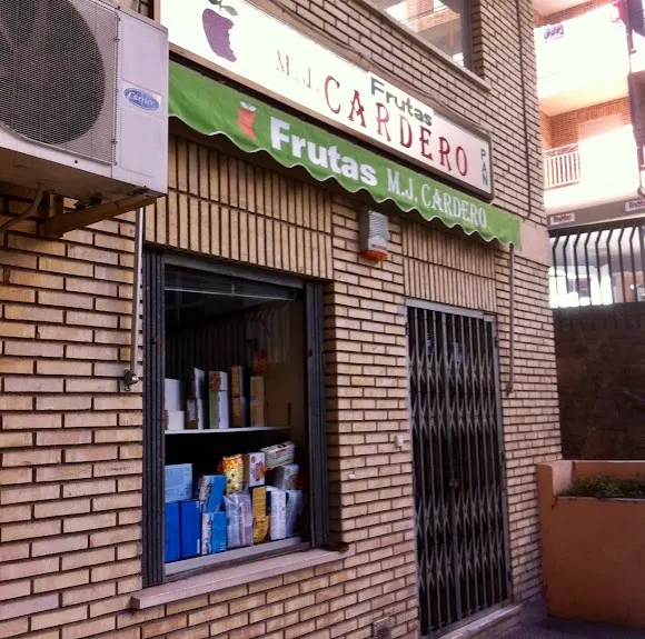 Frutas y Pan MJ Cardero