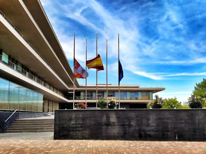 Edificio Administrativo de Usos Múltiples (ESAUM) - Recinto para eventos en Salamanca - foto 2