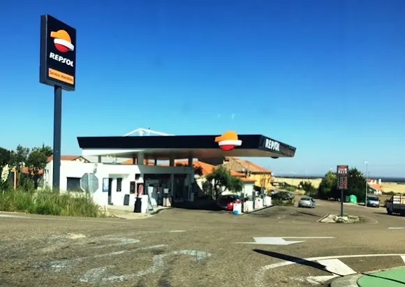 GRUPO FAGRA ESTACIONES DE SERVICIO - Tamames