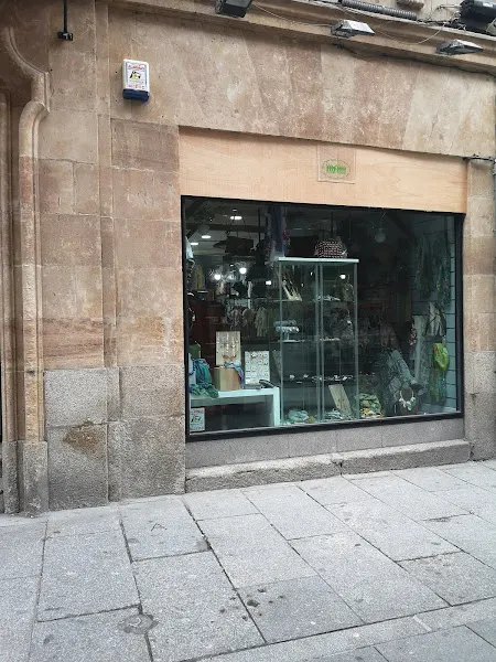 Sígueme Complementos - Tienda de bisutería en Salamanca - foto 2