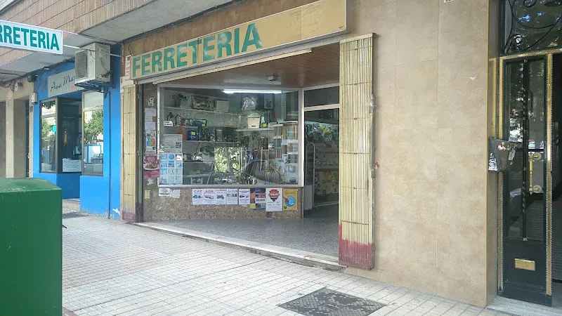 Ferretería JAVI SÁNCHEZ - Ferretería en Salamanca - foto 2