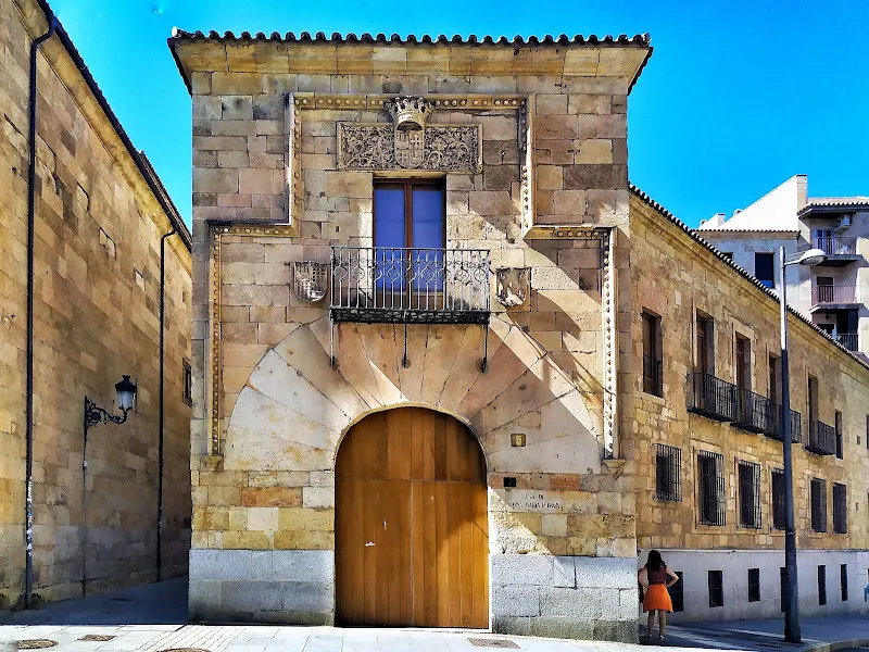 Casa de Doña María la Brava - Lugar de interés histórico en Salamanca - foto 3