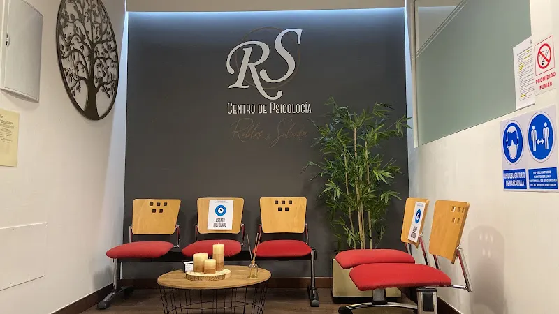 Centro de Psicología Robles & Salvador - Psicólogo en Salamanca - foto 2