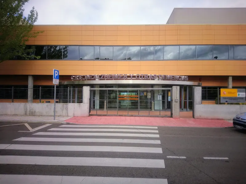CRE Alzheimer del Imserso - Departamento de salud pública en Salamanca - foto 3