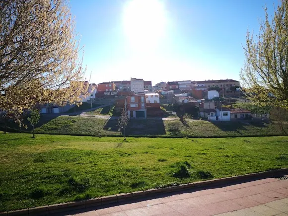 Plaza Parque Valhondo