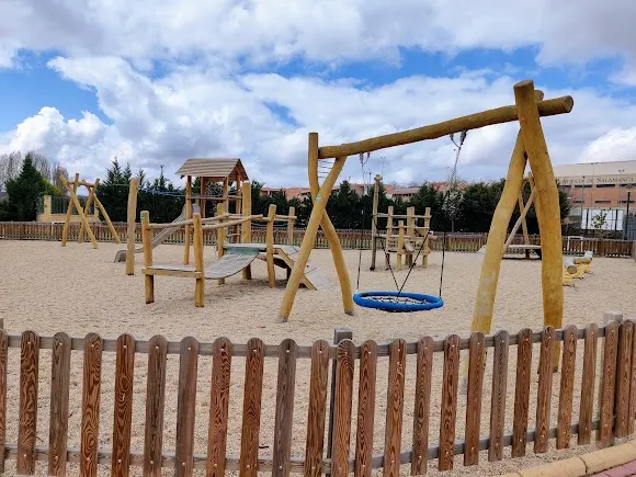 Parque infantil de Huerta Otea