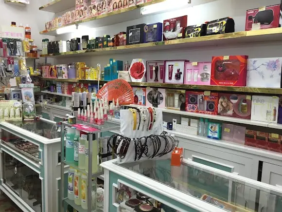 Droguería Perfumería La Cibeles