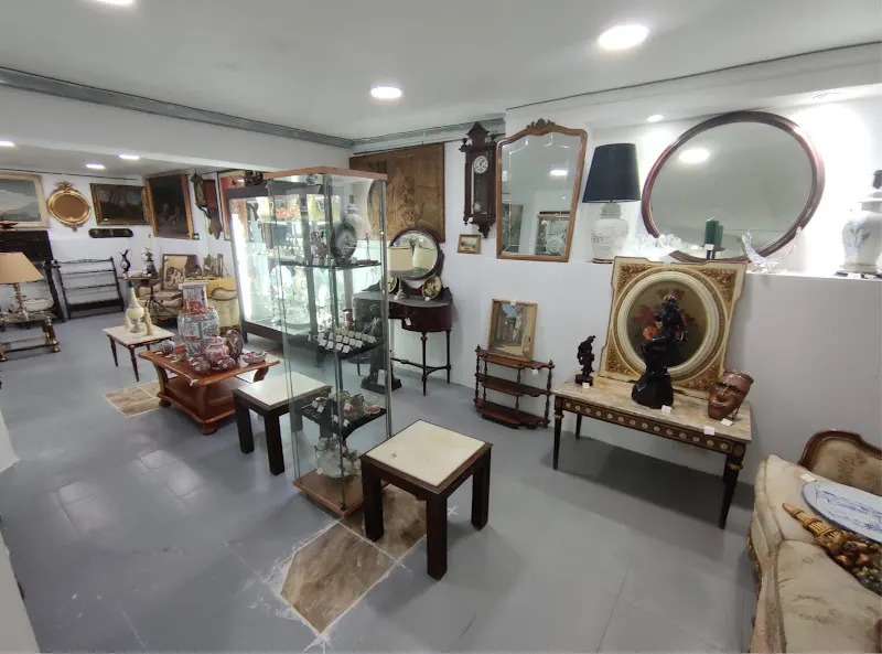 Tiendas EME - Tienda de antigüedades en Salamanca - foto 2