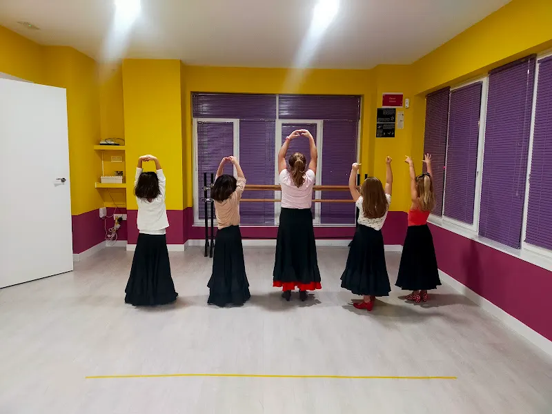 Estudio de Danza Agar Cordero - Academia de baile en Salamanca - foto 2