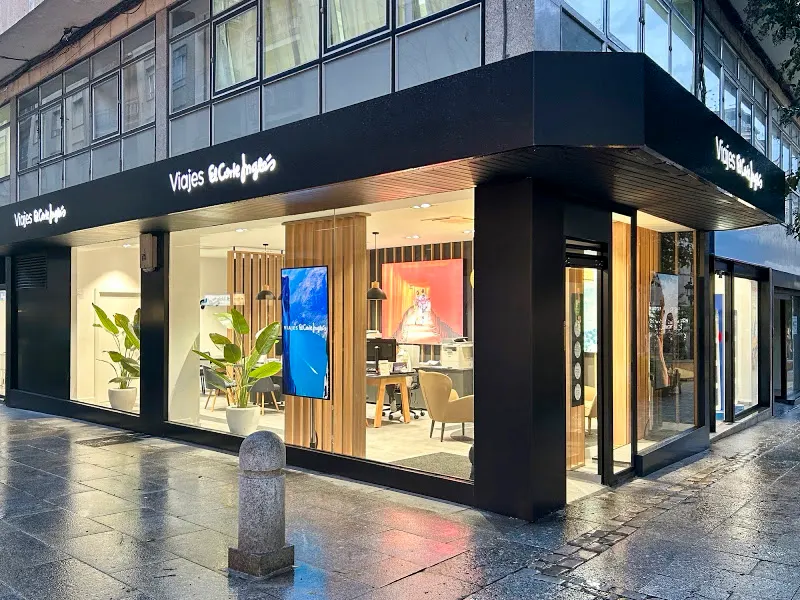 Viajes El Corte Inglés- Salamanca Arco - Agencia de viajes en Salamanca - foto 2