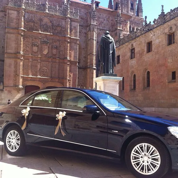 Alquiler con conductor Salamanca- Autos José Matías