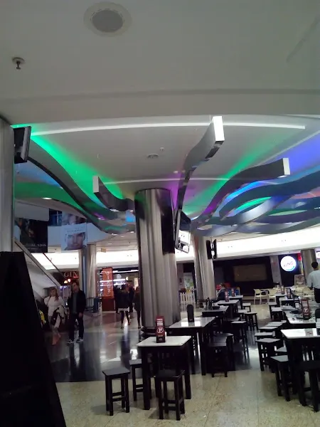 Centro Comercial Vialia Salamanca - Centro comercial en Salamanca - foto 2