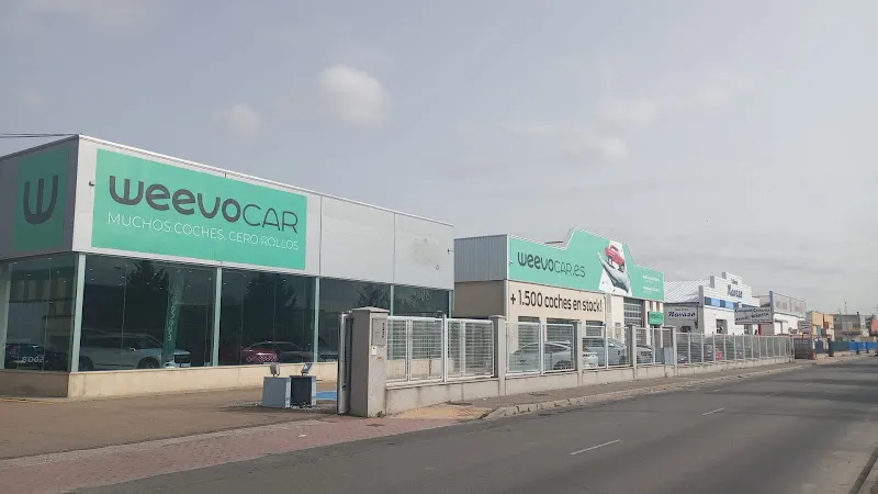 WeevoCar Salamanca - Tienda de vehículos de segunda mano y de ocasión en Salamanca - foto 2