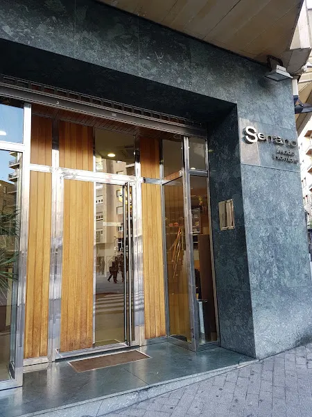 Serrano Moda - Tienda de ropa de hombre en Salamanca - foto 2