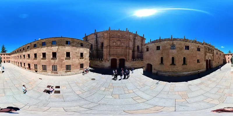 Fachada plateresca de la Universidad