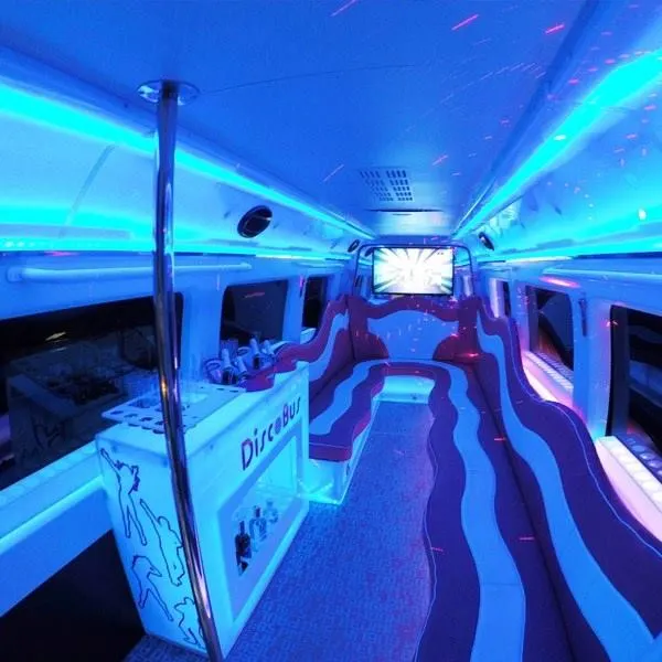 PartyBus Salamanca - Servicio de transporte en Salamanca - foto 2