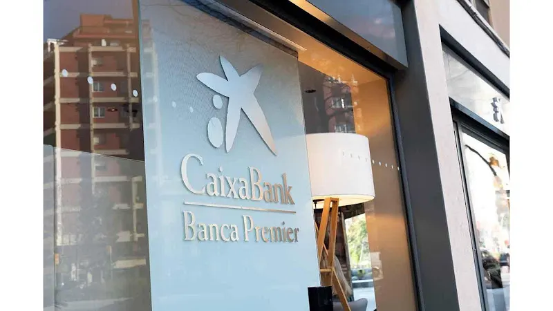 CaixaBank Store Premier - Banco en Salamanca - foto 2