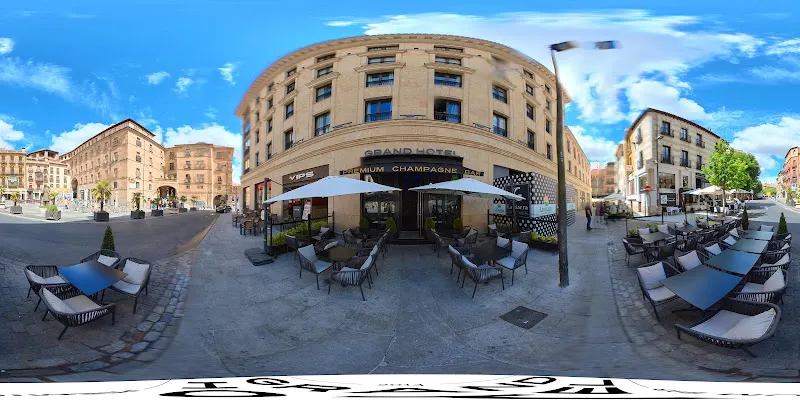 Grand Hotel Premium Bar - Bar en Salamanca - foto 2