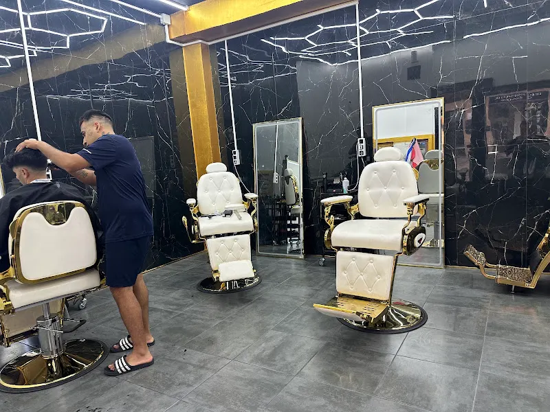 JKS BARBER SHOP SALAMANCA - Barbería en Salamanca - foto 2