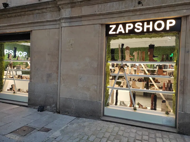ZAPSHOP Salamanca - Zapatería en Salamanca - foto 2