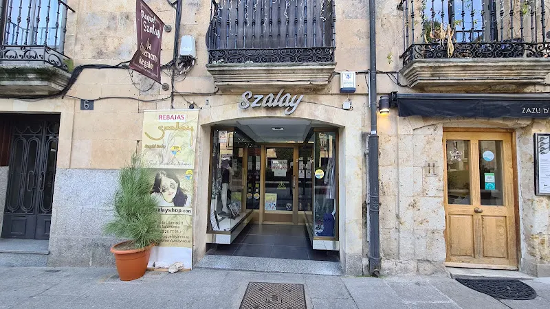 raquel szalay - Tienda de accesorios de moda en Salamanca - foto 2