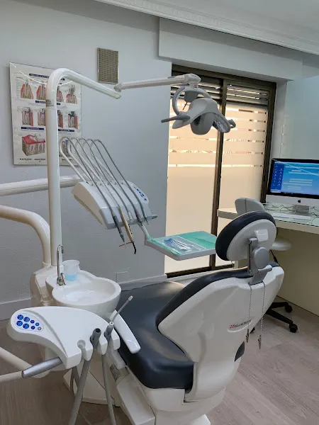 Clínica Dental Santa Eulalia - Carmen Huerga Del Hoyo