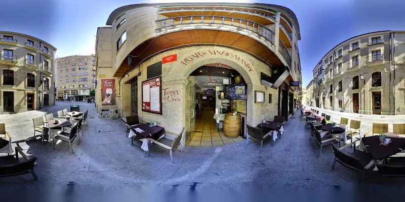 Restaurante Tiempo de Vinos - Bar de tapas en Salamanca - foto 2