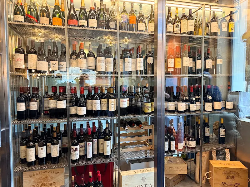 Majareta Vinos y Raciones - Restaurante en Salamanca - foto 2