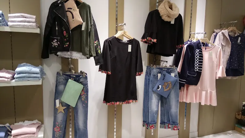 Kesia - Tienda de ropa de mujer en Salamanca - foto 2