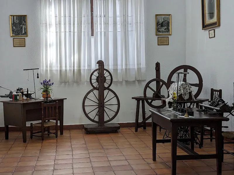 Casa de Santa Teresa de Jesús - Lugar de interés histórico en Salamanca - foto 3