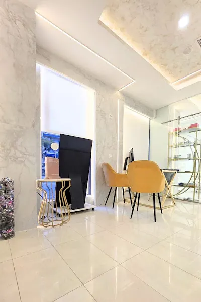 Clinica Medicina Estética Dra Elena Berezo | Salamanca