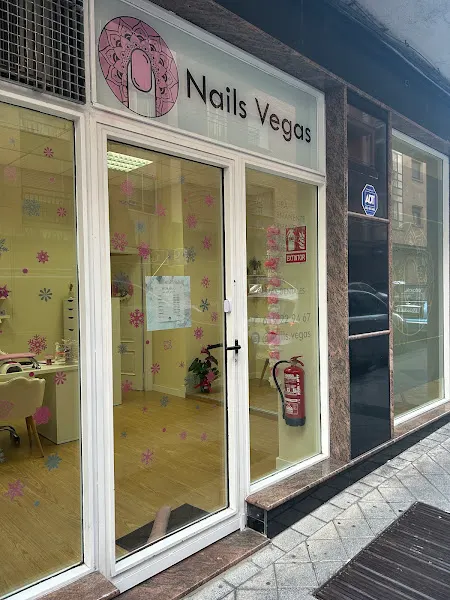 NAILS VEGAS - Salón de manicura y pedicura en Salamanca - foto 2