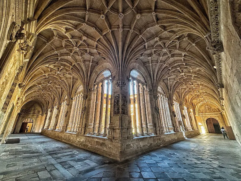 Convento de San Esteban - Convento en Salamanca - foto 3